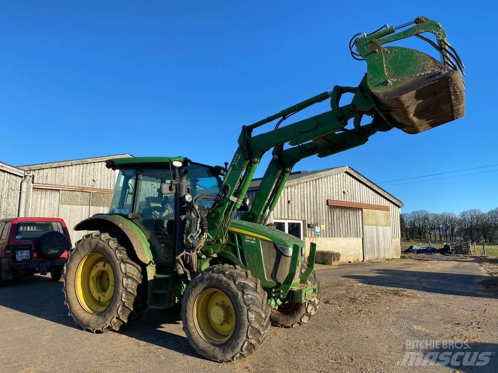 John Deere 5100R Tracteur