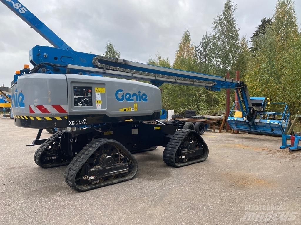 Genie S 65 xc TRAX Nacelles articulées