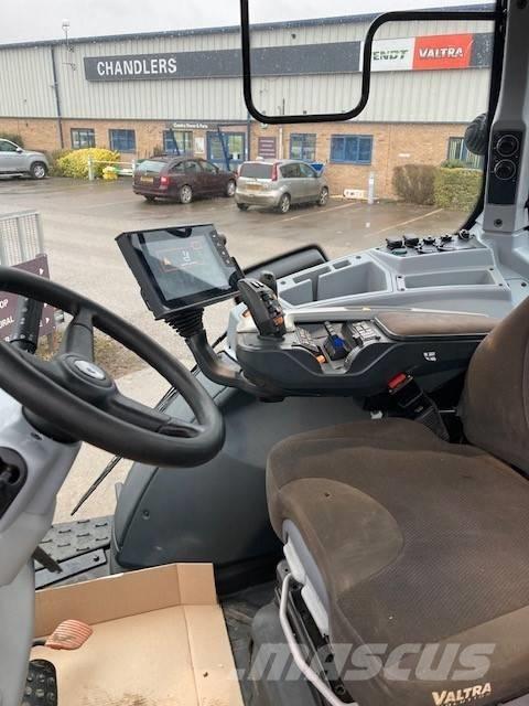 Valtra T 254 V Tracteur