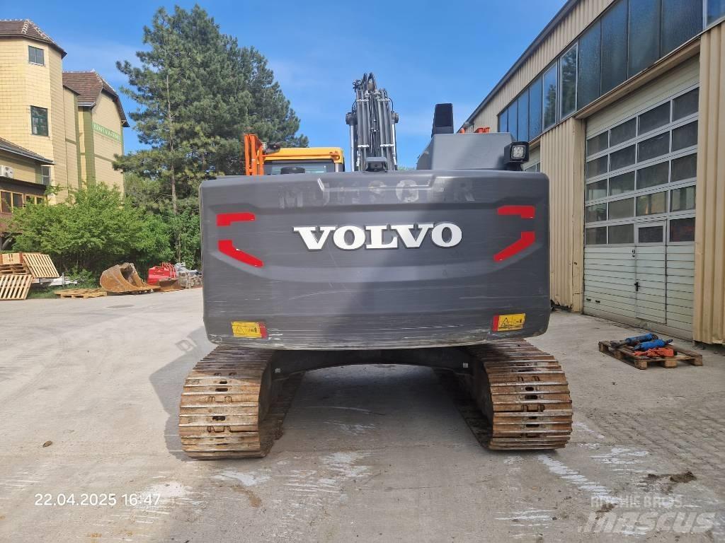 Volvo EC220EL Pelle sur chenilles