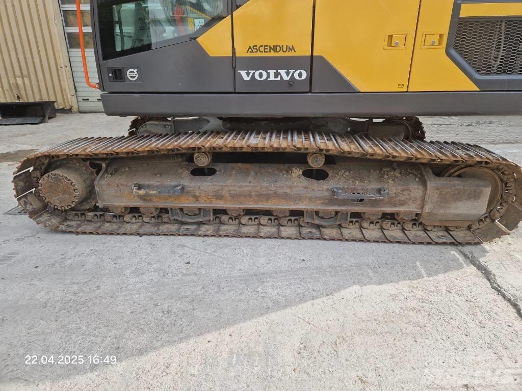 Volvo EC220EL Pelle sur chenilles