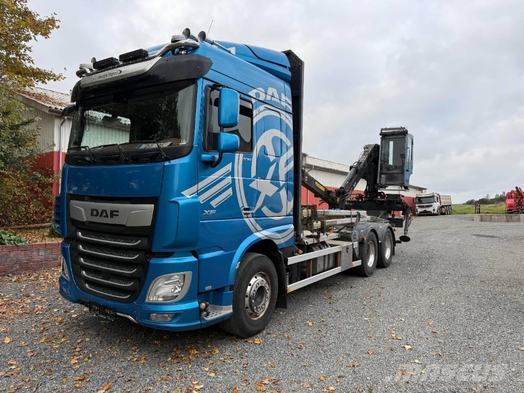 DAF XF 530 6x4 Camions de transport de machines forestières