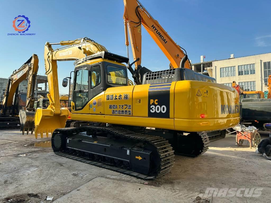 Komatsu PC 300 Pelle sur chenilles
