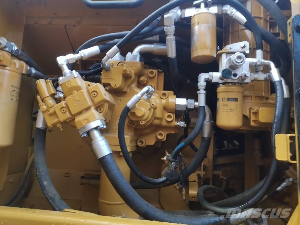 CAT 336 D Pelle sur chenilles