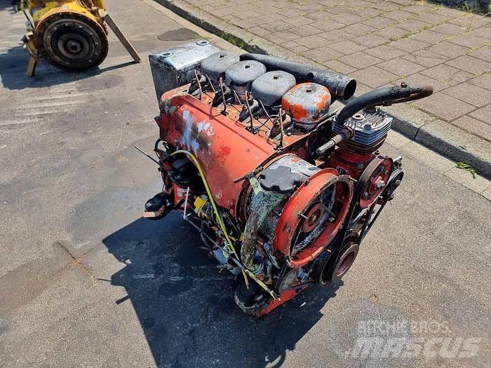  Engines F4L912 Transport - Autres