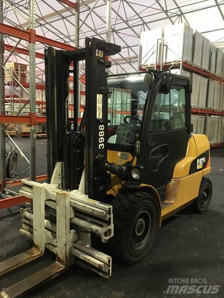 CAT DP 50 N Chariots diesel