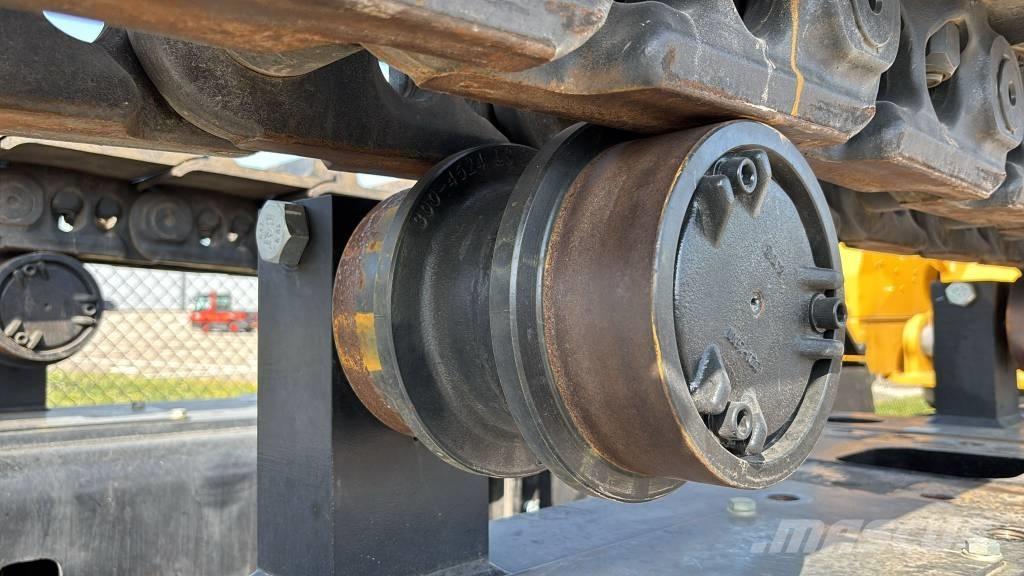 CAT 374 Pelle sur chenilles