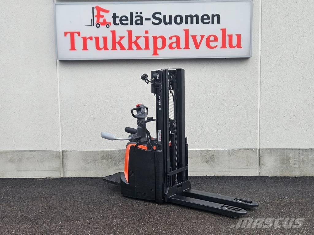 Toyota SPE120 L Gerbeurs Automoteurs