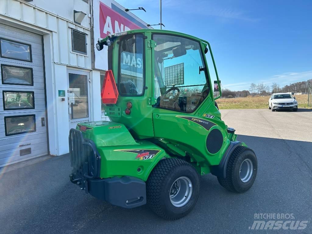 Avant E 527 Med  hytt Chargeuse compacte
