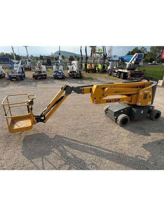 Haulotte HA15IP Camion nacelle