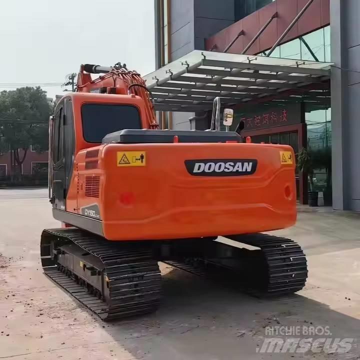 Doosan DX150LC-9C Pelle sur chenilles
