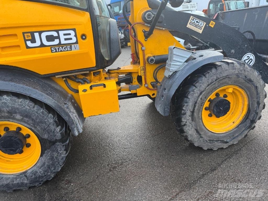 JCB 409 SV Tractopelle