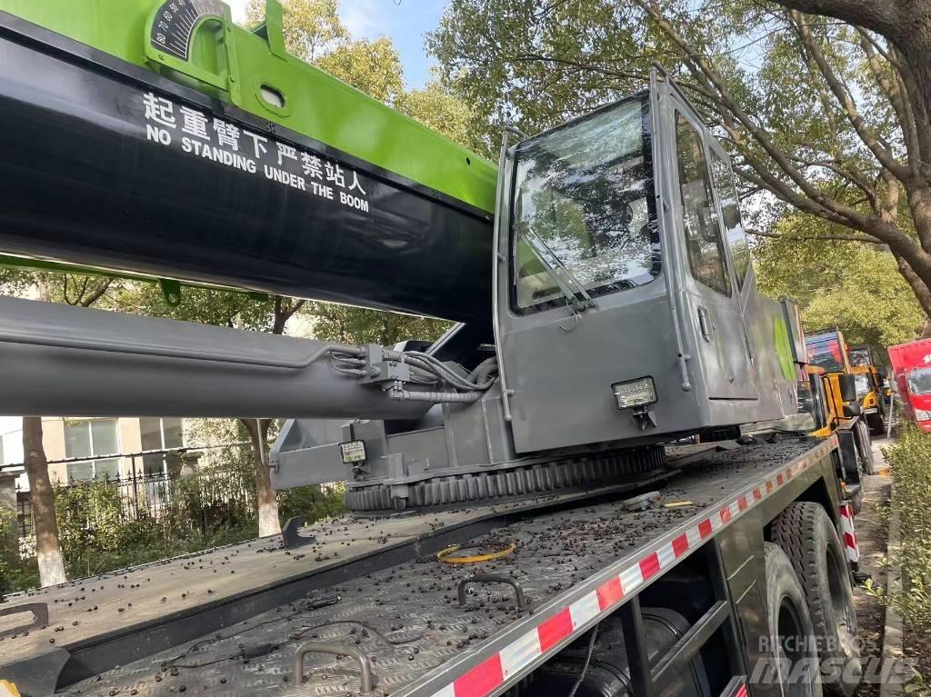 Zoomlion ZTC 700 V Grues tout terrain