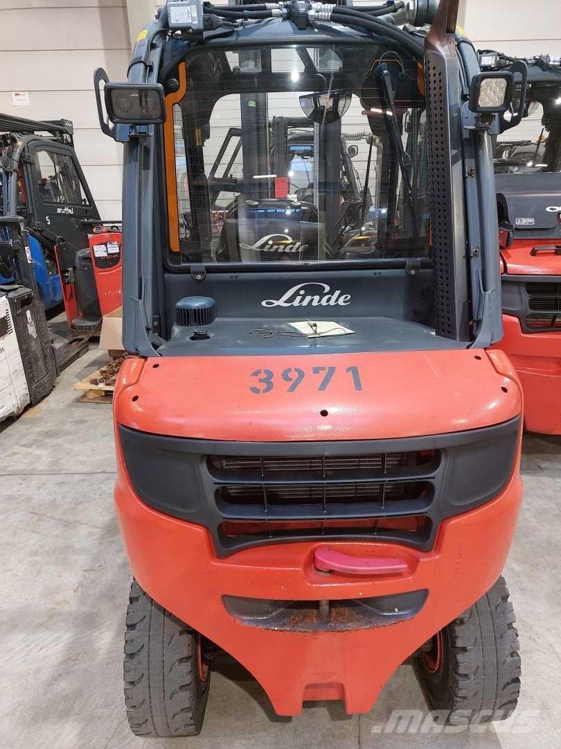 Linde H30D Chariots diesel