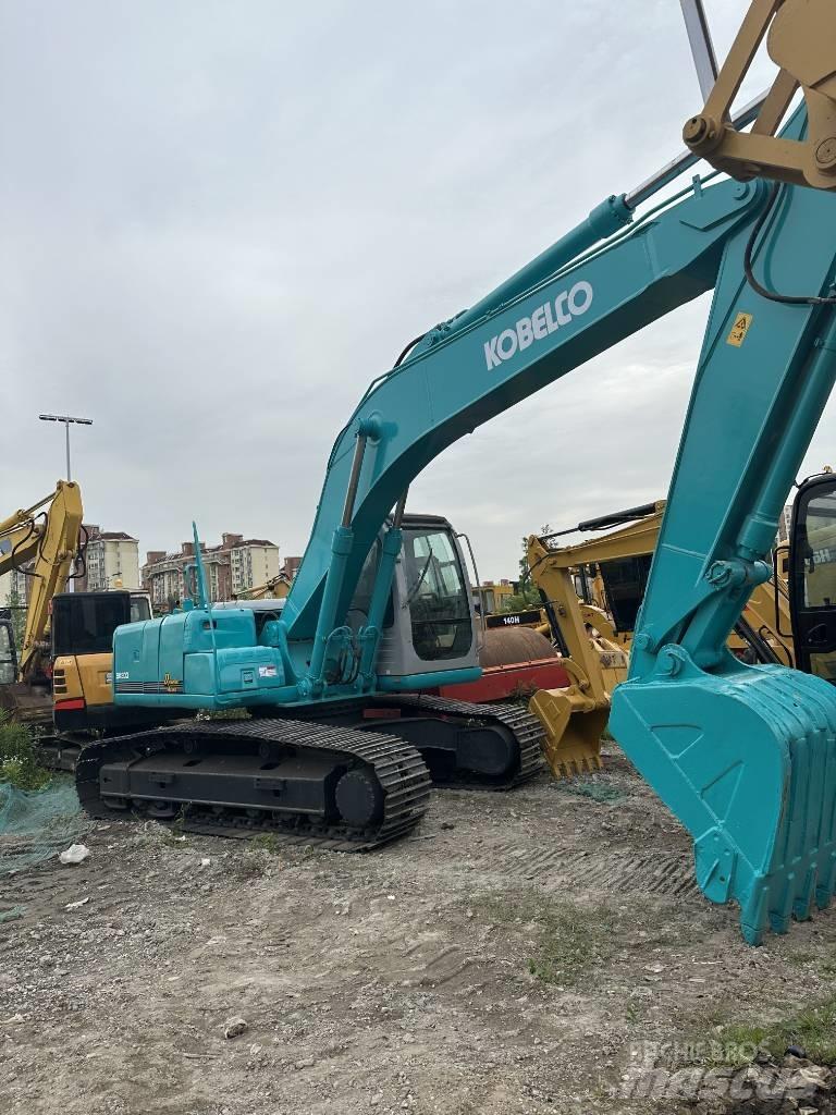 Kobelco SK 200 Pelle sur chenilles