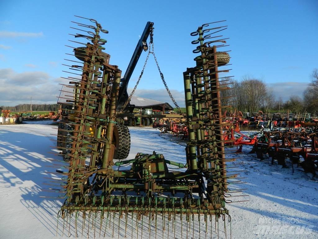 Wiberg 800 Déchaumeur, cultivateur