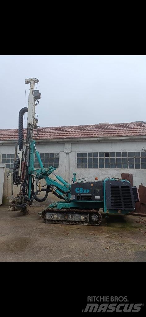 Casagrande C 5 xp. Foreuse de puits d'eau