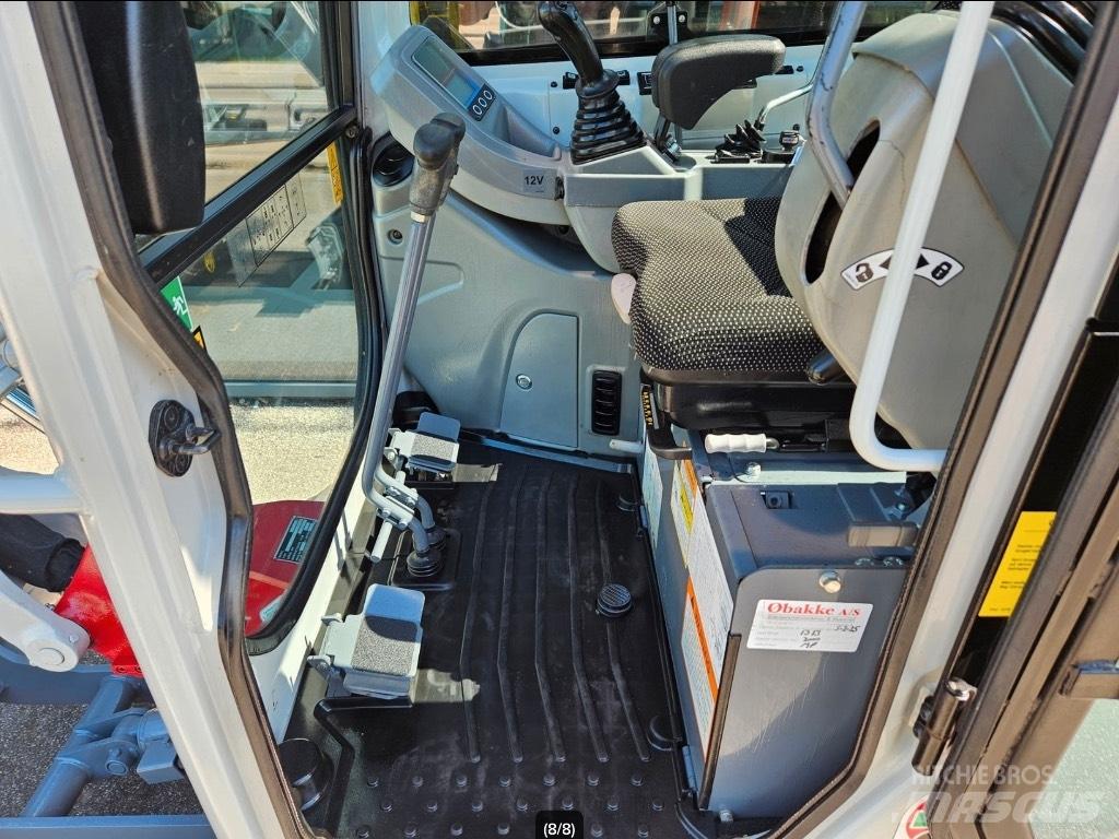 Takeuchi TB 216 Mini pelle < 7t