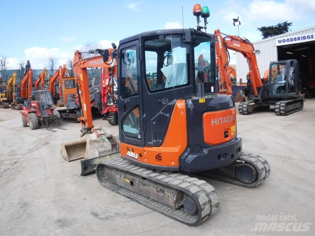 Hitachi ZX48U-6 Mini pelle < 7t