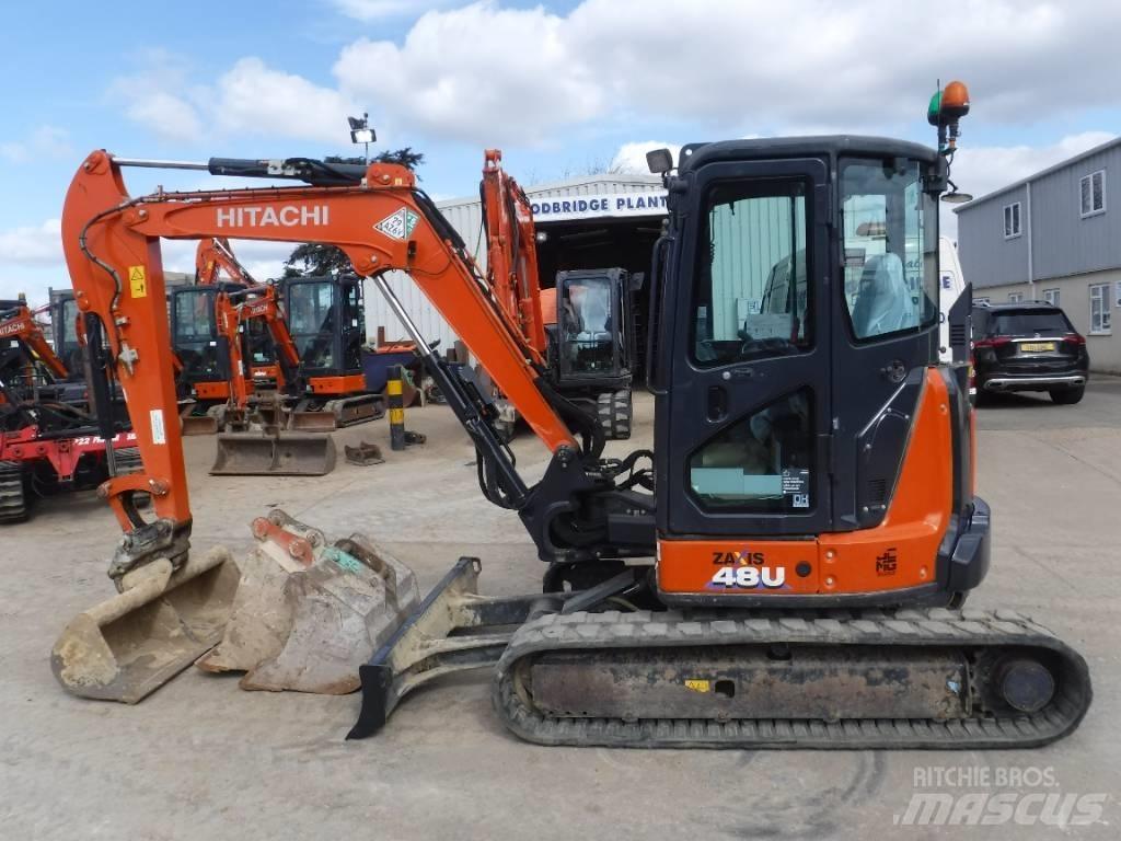 Hitachi ZX48U-6 Mini pelle < 7t