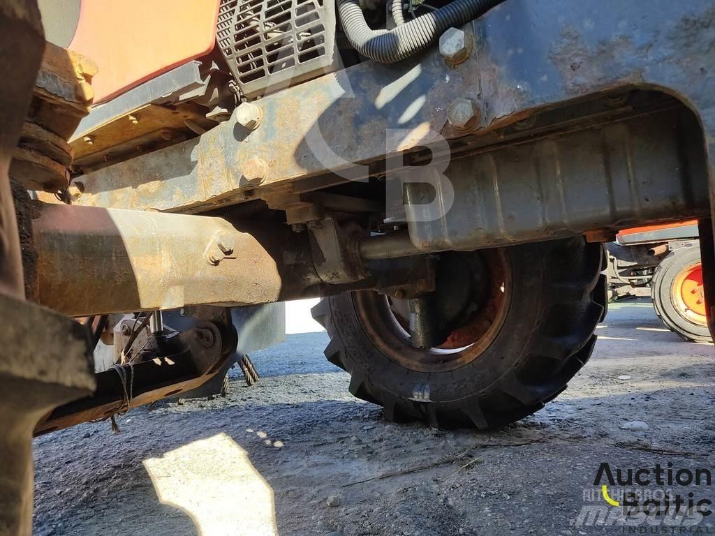 Kubota M 6060-C Tracteur