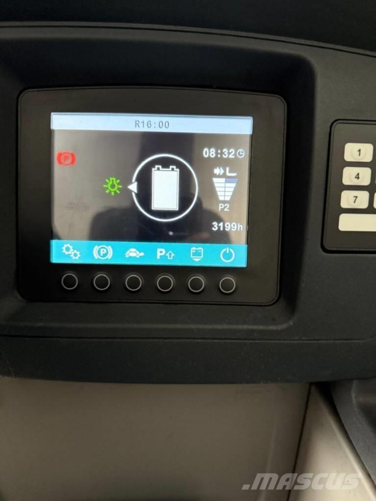  Reachtruck ETM214 Chariots élévateurs électriques