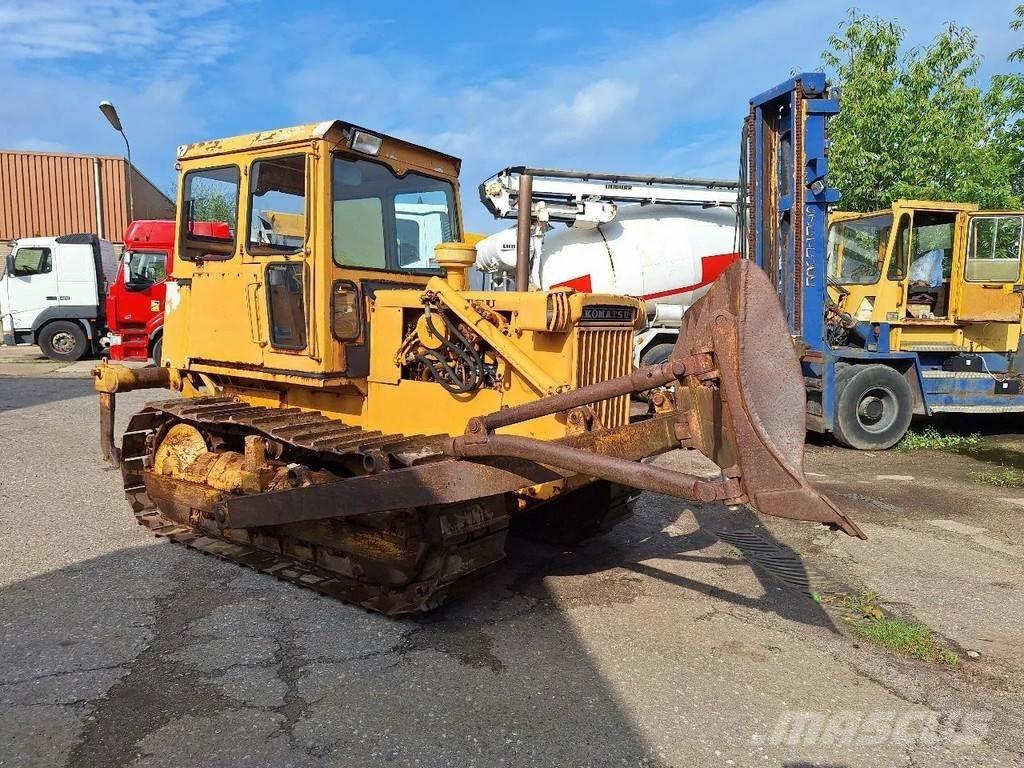 Komatsu D45-1 Bouteurs sur chenilles