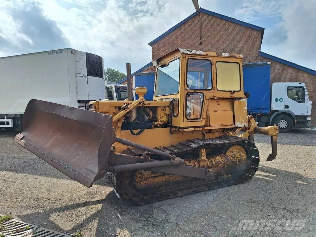 Komatsu D45-1 Bouteurs sur chenilles
