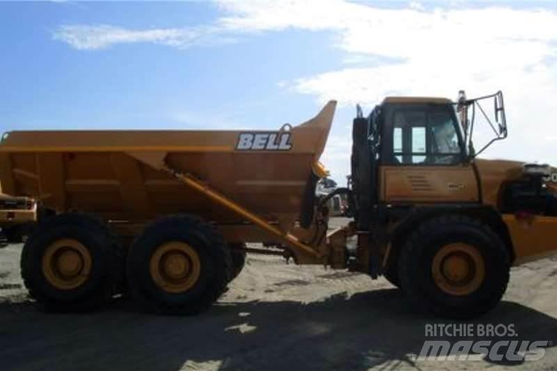 Bell B30D Tombereau articulé