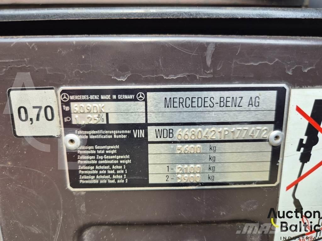 Mercedes-Benz 609 Camion benne