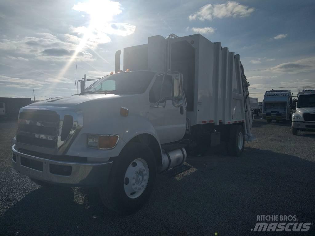 Ford F750 Camion poubelle
