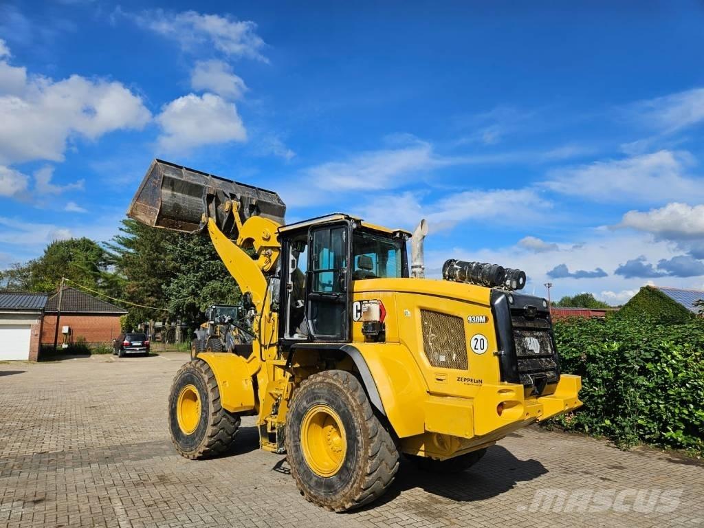 CAT 930 M Chargeuse sur pneus