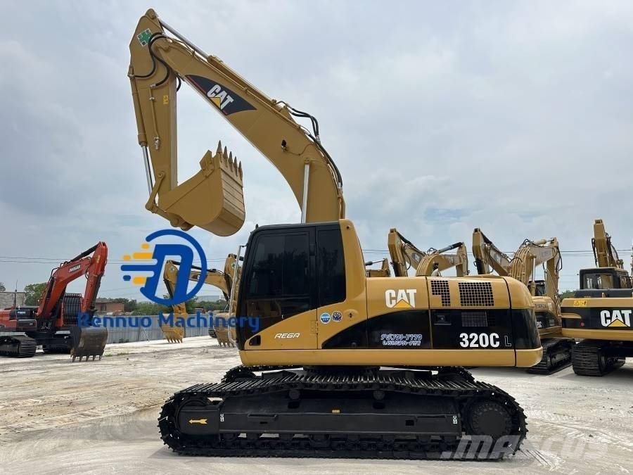 CAT 320CL Mini pelle < 7t