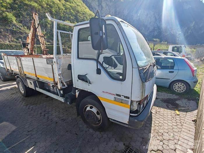 Isuzu 15.75 Camion benne