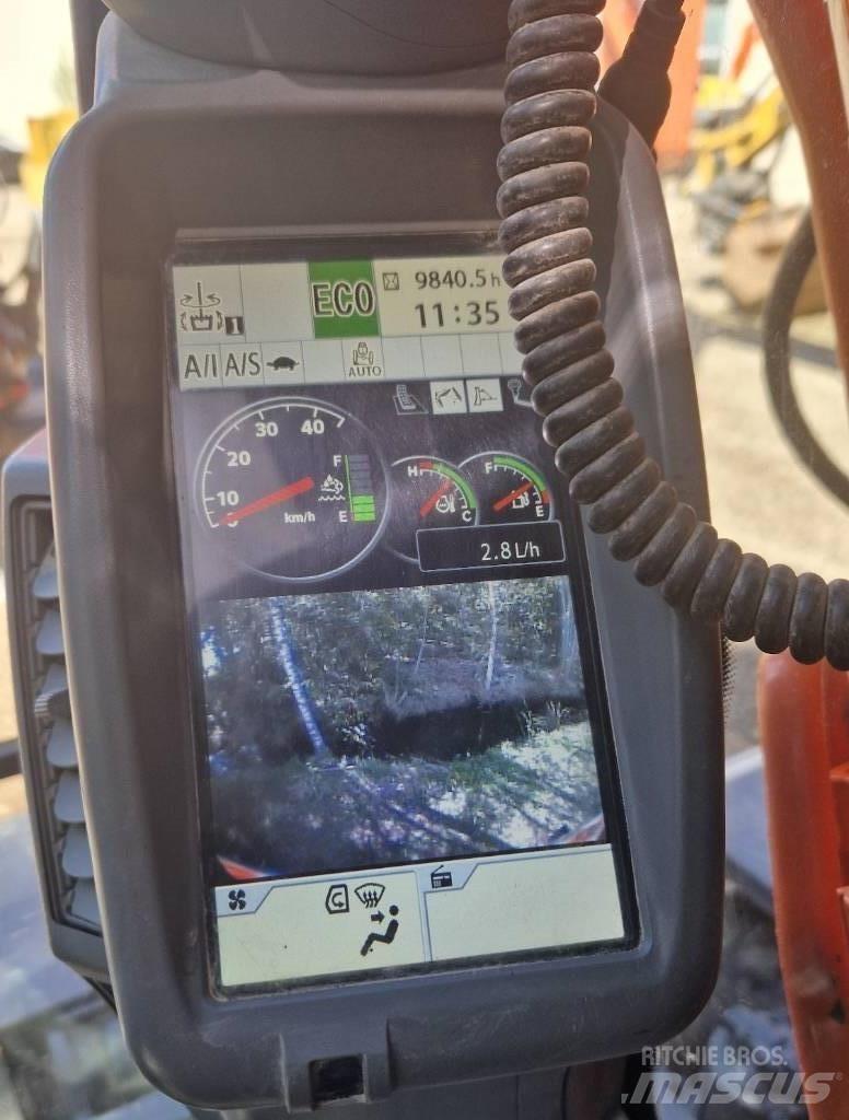 Hitachi ZX 140 W-6 Pelle sur pneus