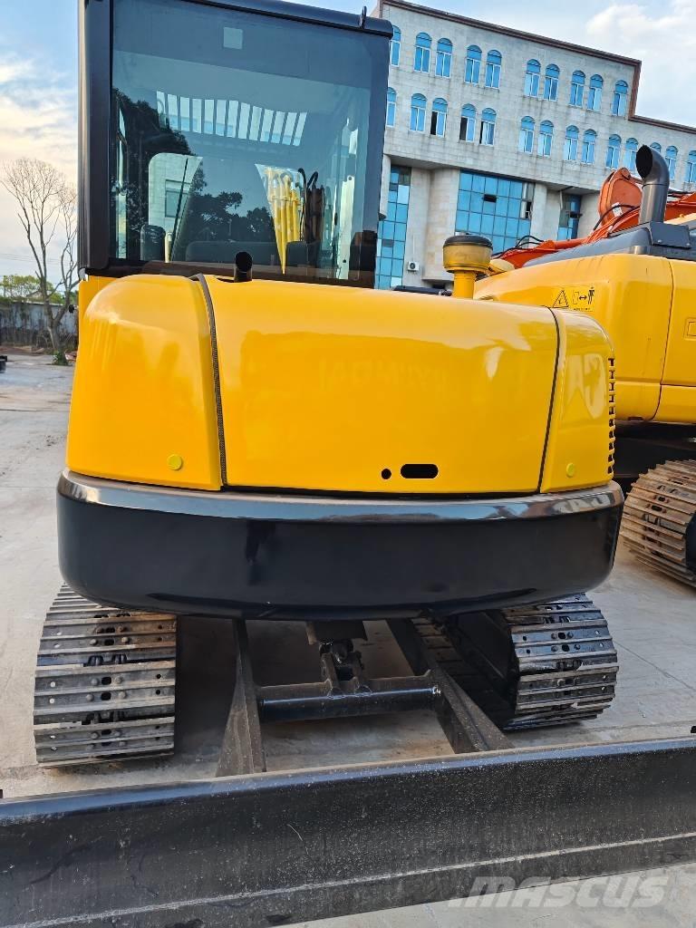 Komatsu PC 56-7 Mini pelle < 7t