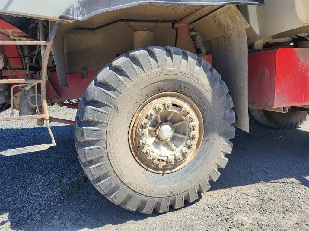 Astra RD32 Camion benne