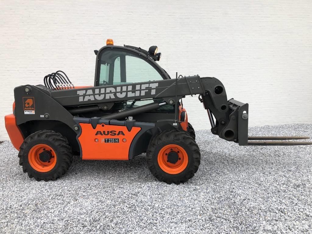 Ausa T 235 H Chariot télescopique