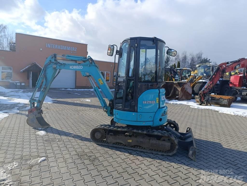 Kobelco SK 25 SR Mini pelle < 7t