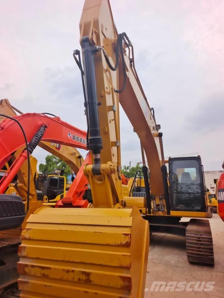 CAT 323 GC Pelle sur chenilles