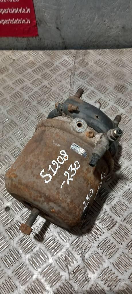 Scania 94 D.    2147775 Freins