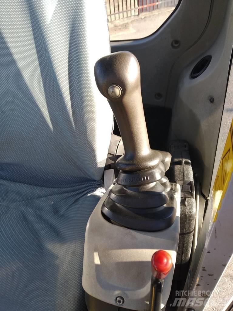 Neuson 6003 RD Mini pelle < 7t