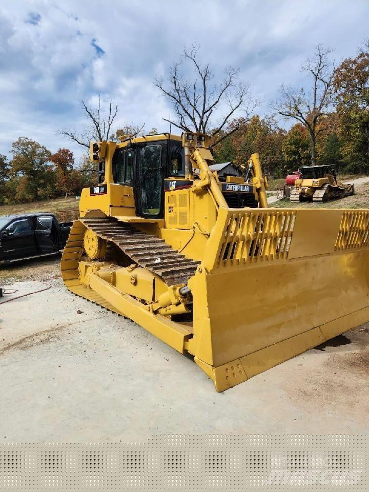 CAT D 6 R Bouteurs sur chenilles