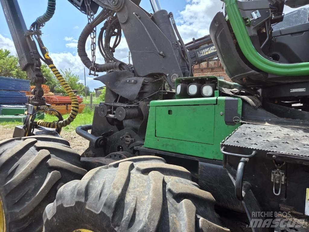 John Deere 1170 E Abatteuse