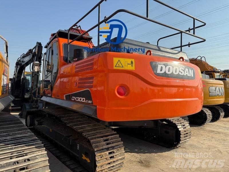 Doosan DX 300LC-9C Pelle sur chenilles