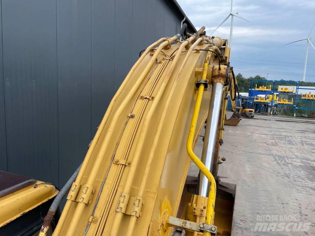 CAT 325LN Pelle sur chenilles