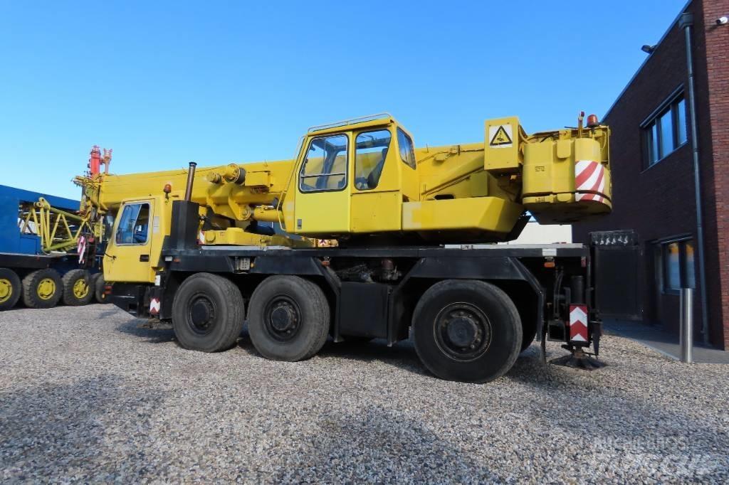 Grove GMK 3050 Grues tout terrain