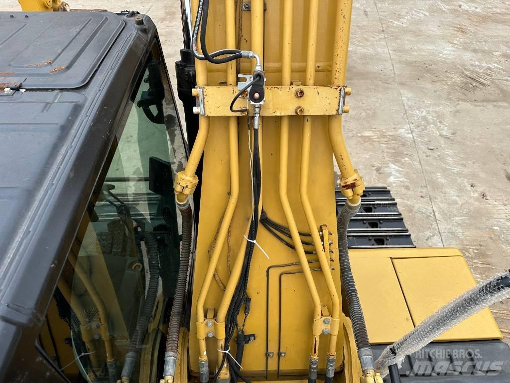 CAT 323GC Pelle sur chenilles