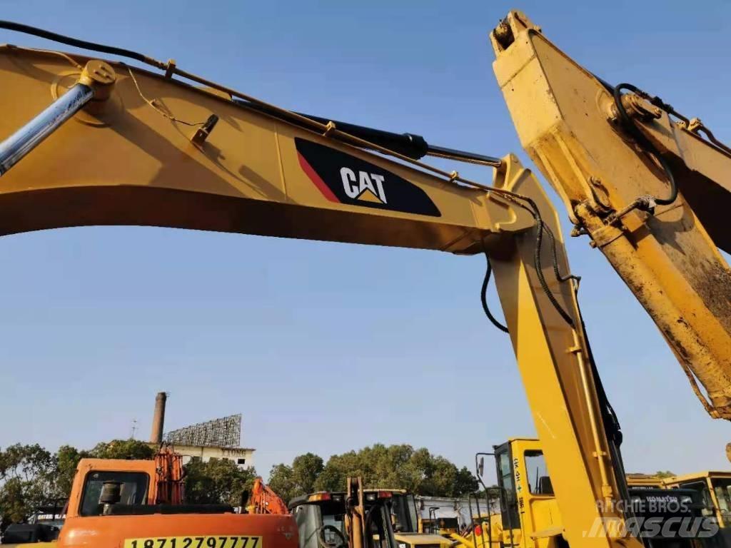 CAT 330 D Pelle sur chenilles
