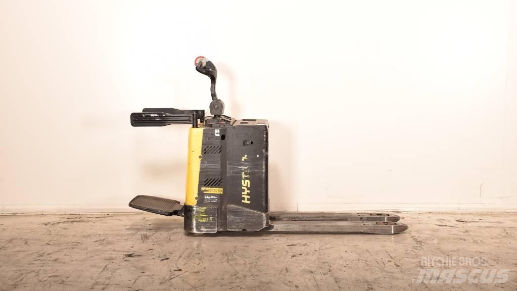 Hyster P 2.0 S Transpalette accompagnant porté debout